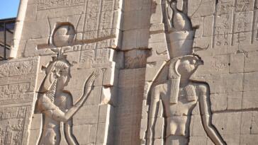 Iside la scandalosa e la magnifica