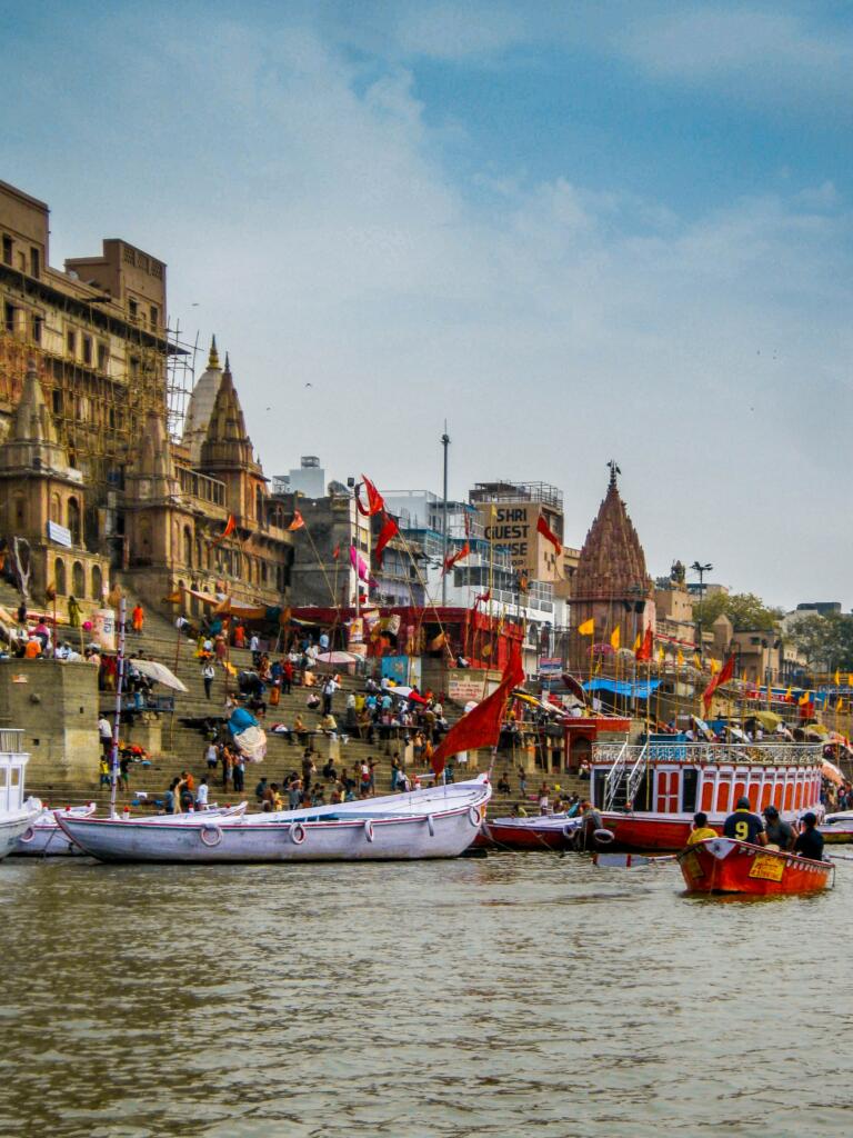 varanasi città sacra