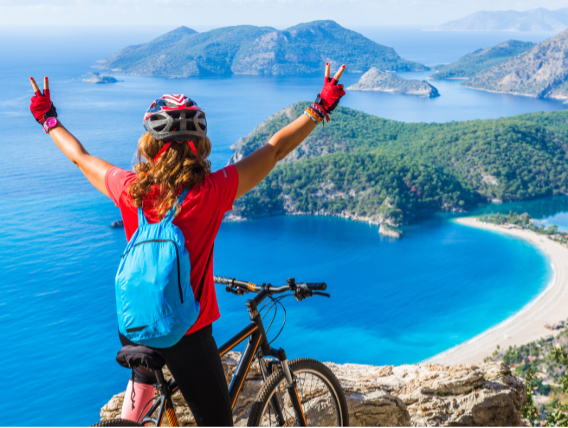 Vestirsi per il cicloturismo
